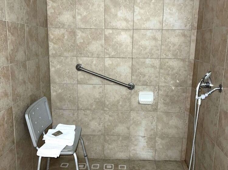 Otel Country Inn & Suites By Radisson, Battle Creek, Mi