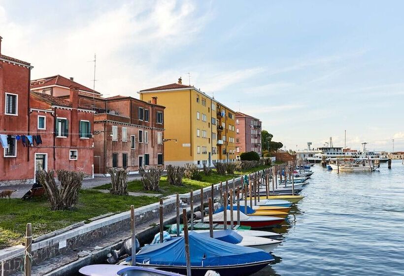 Отель Indigo Venice Sant Elena, An Ihg