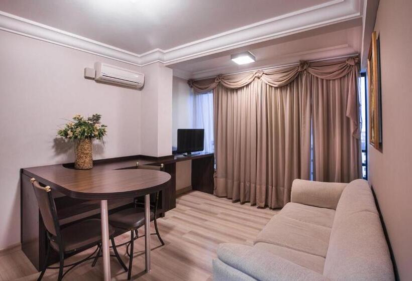 هتل Lang Palace Fica No Centro Da Cidade