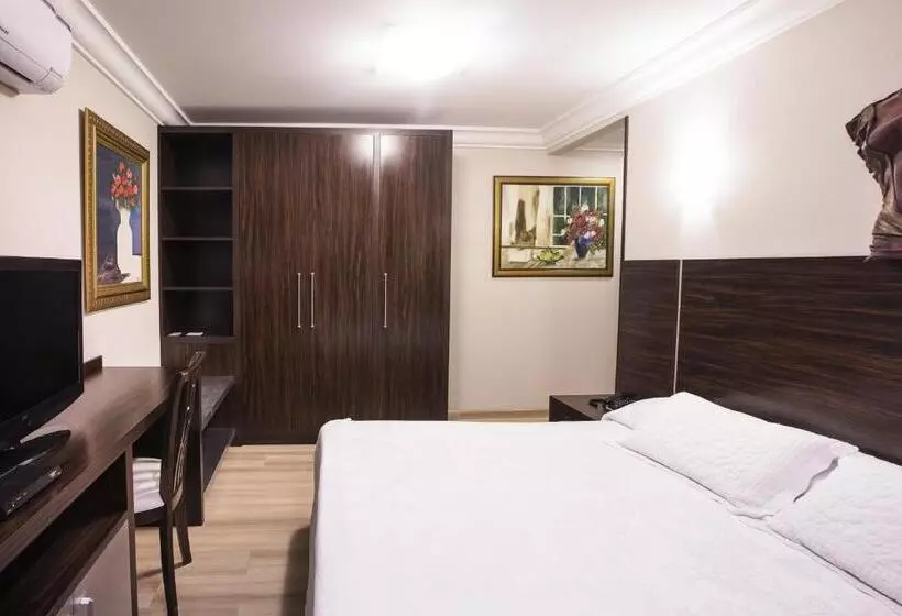 호텔 Lang Palace Fica No Centro Da Cidade