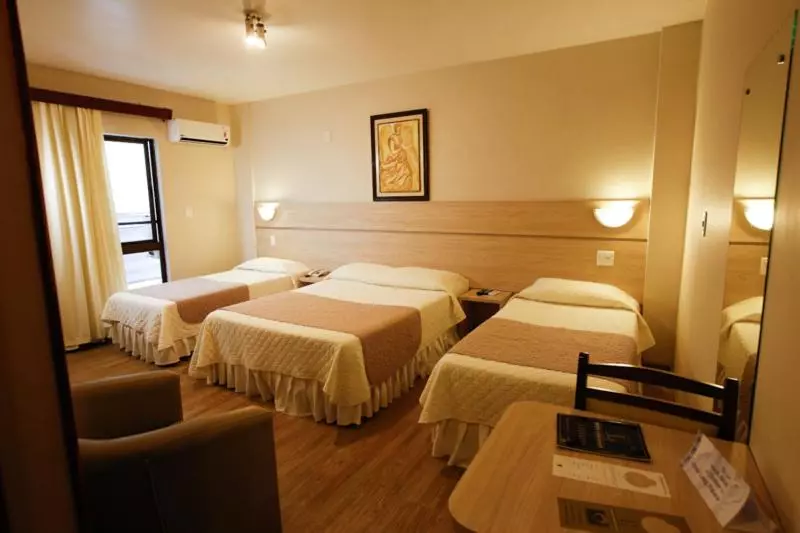 호텔 Lang Palace Fica No Centro Da Cidade