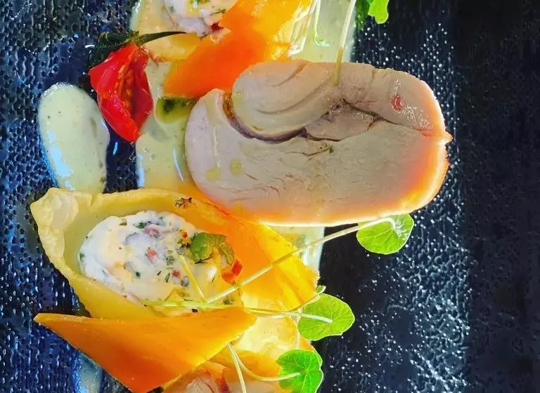 Отель Logis Des Sittelles