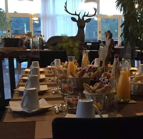 Отель Logis Des Sittelles