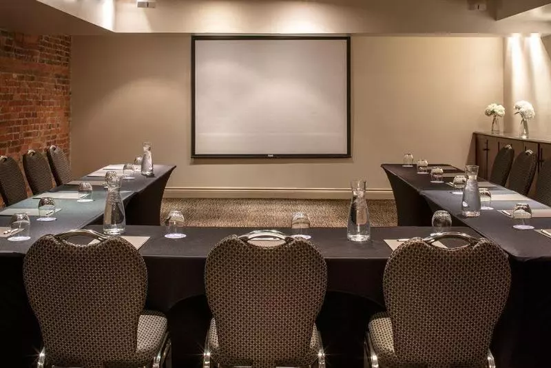 בית מלון כפרי Nelligan