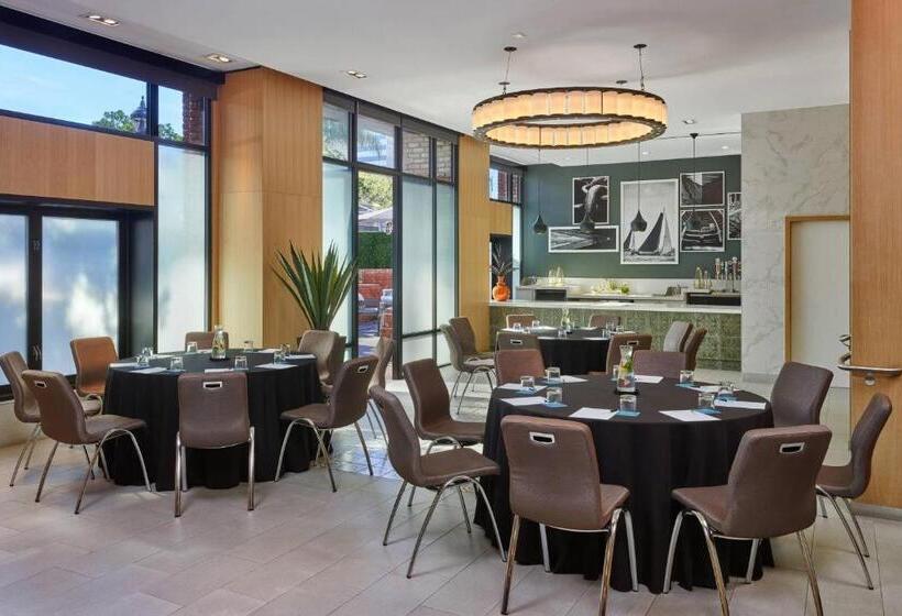 فندق Republic San Diego, Autograph Collection