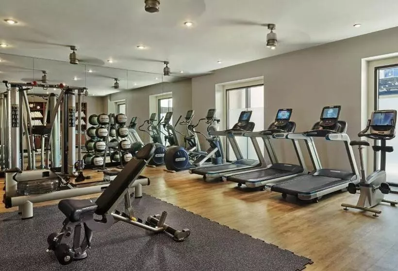 هتل Republic San Diego, Autograph Collection