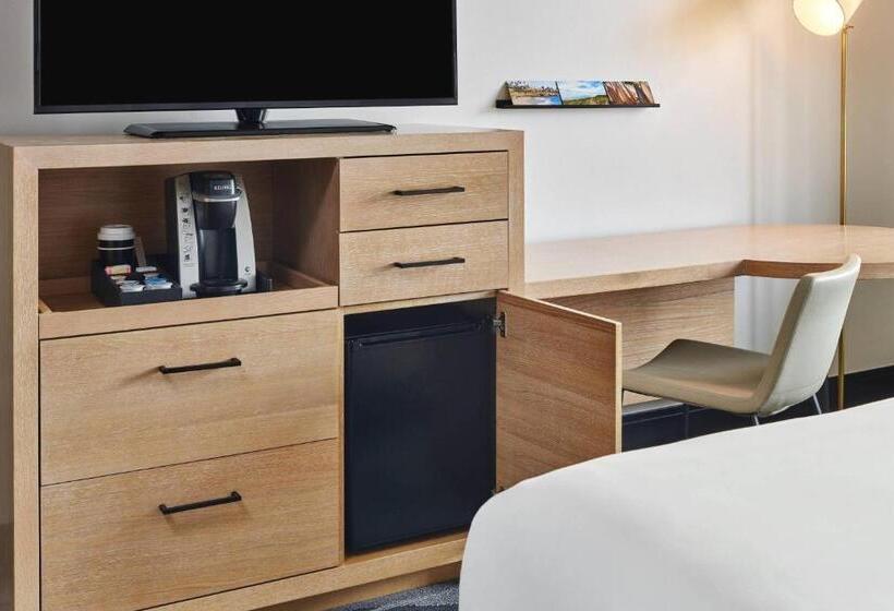 فندق Republic San Diego, Autograph Collection