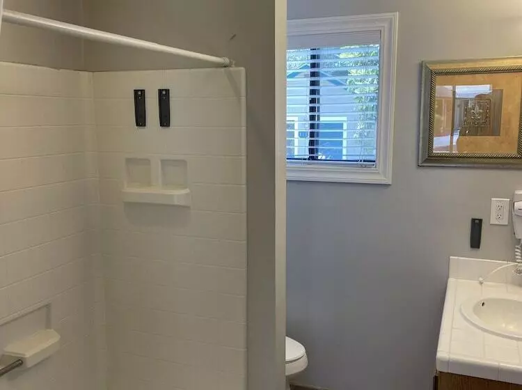 ホテル Sea Breeze Inn  Pacific Grove