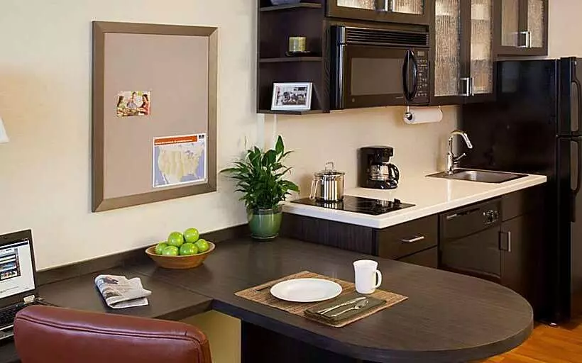 ホテル Sonesta Simply Suites Orange County Airport