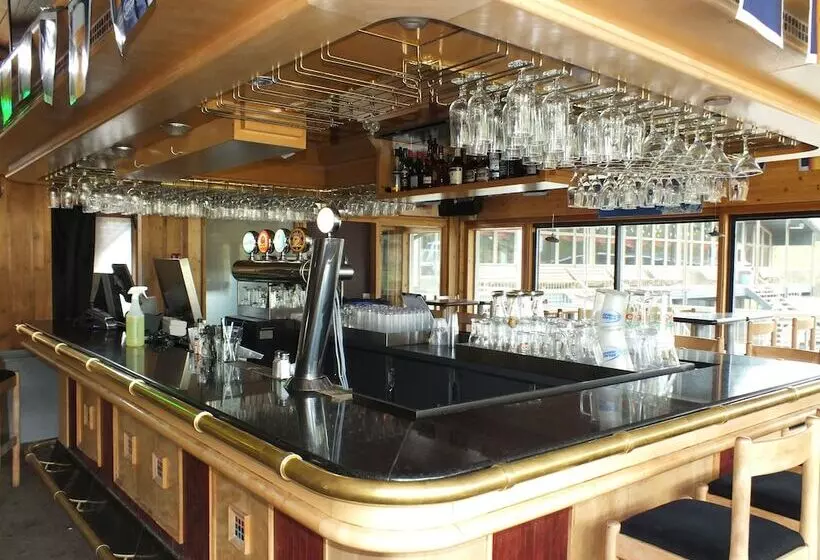 בית מלון כפרי Stoneham