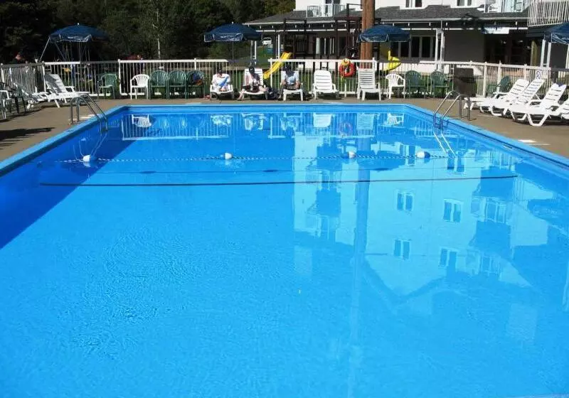 בית מלון כפרי Stoneham