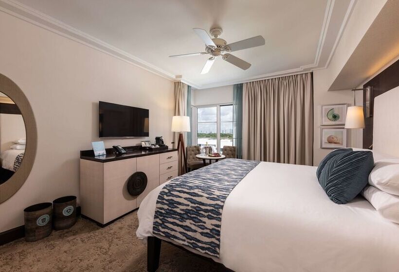 The Palms Hotel & Spa