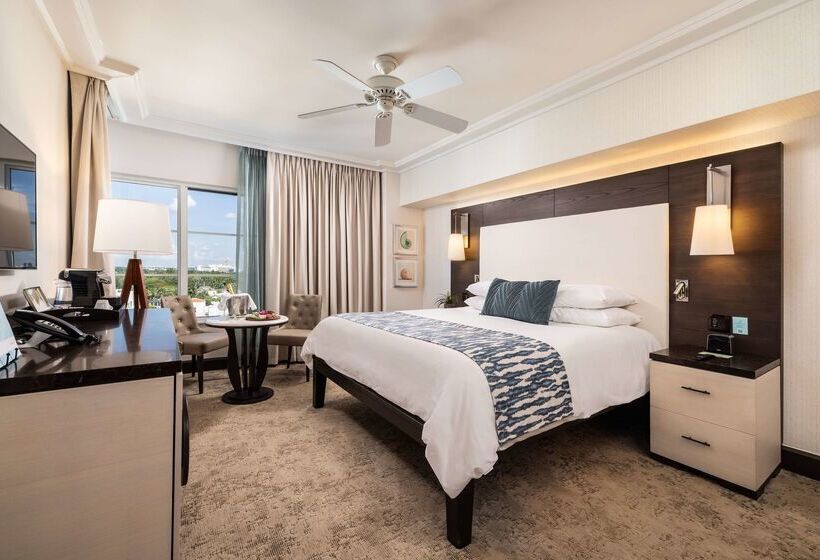 The Palms Hotel & Spa