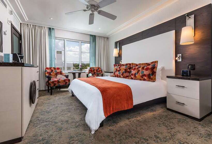 The Palms Hotel & Spa