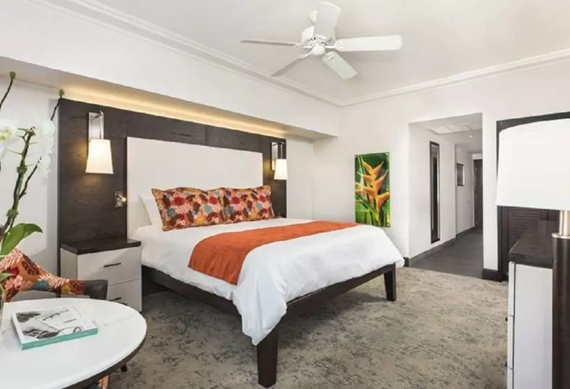 The Palms Hotel & Spa