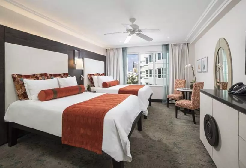 The Palms Hotel & Spa