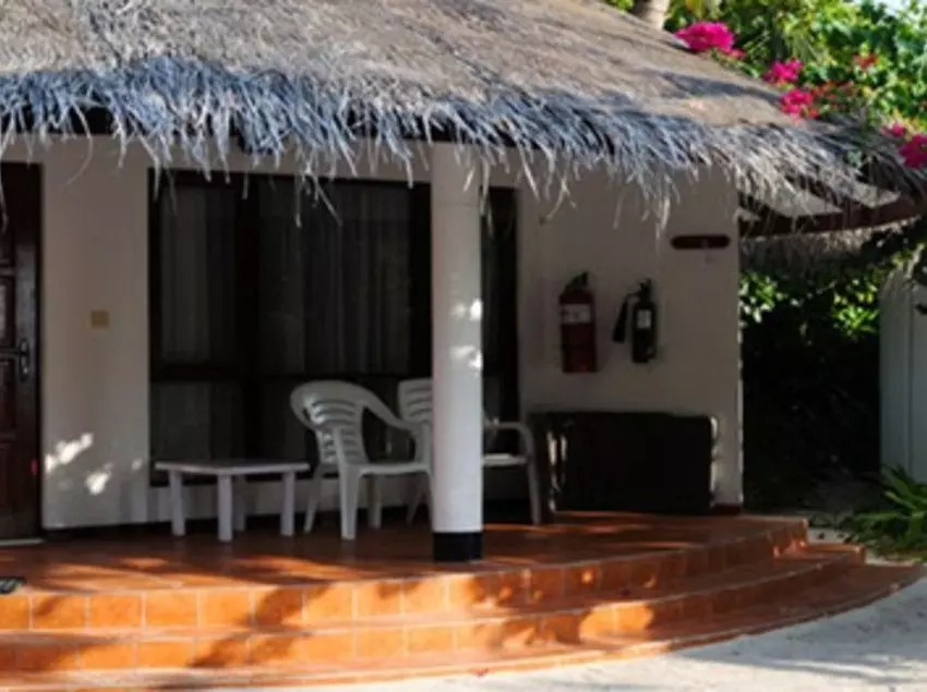 Hotel Velidhu Island