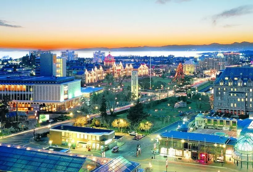 בית מלון כפרי Victoria Marriott Inner Harbour