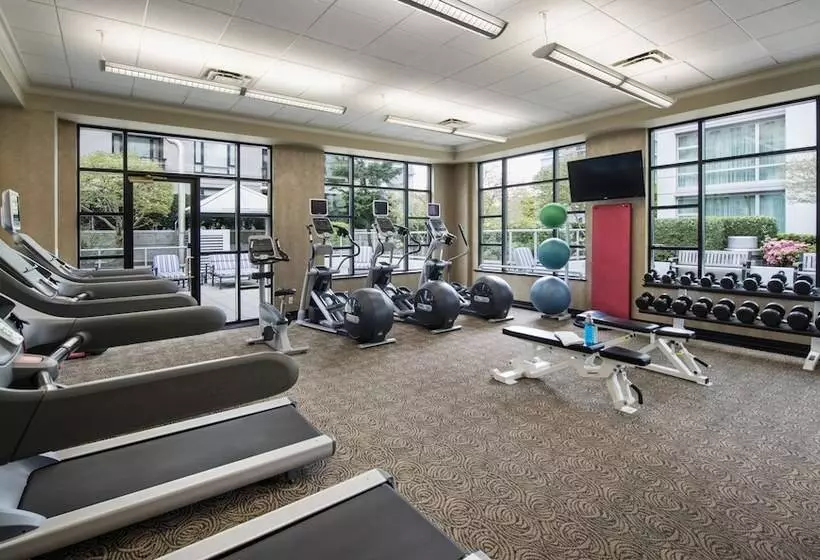 בית מלון כפרי Victoria Marriott Inner Harbour