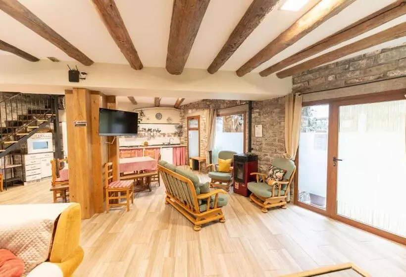 ベッドアンドブレックファースト Casa Rural Maza Especial Grupos