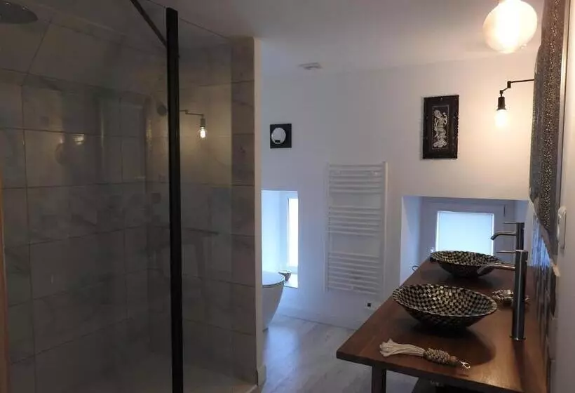 تختخواب و صبحانه Villa Madura