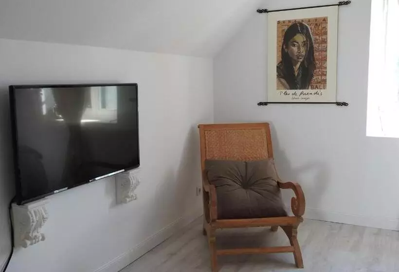 تختخواب و صبحانه Villa Madura