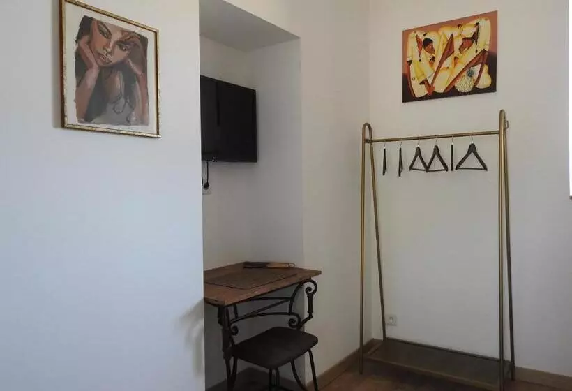 تختخواب و صبحانه Villa Madura