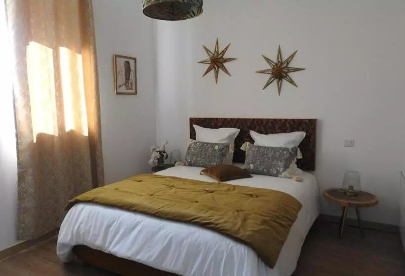 تختخواب و صبحانه Villa Madura