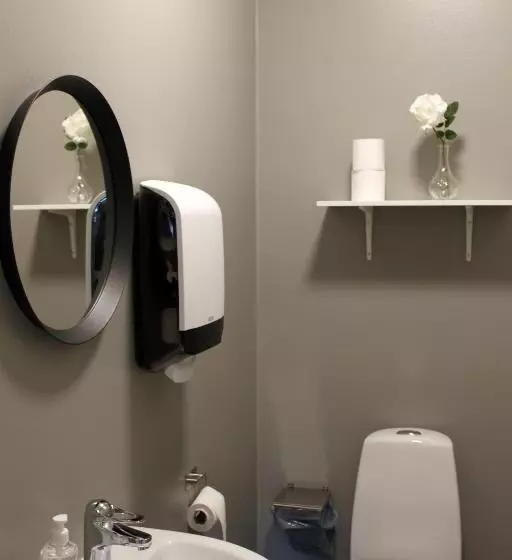 De La Gardie Park Vandrarhem Hostel