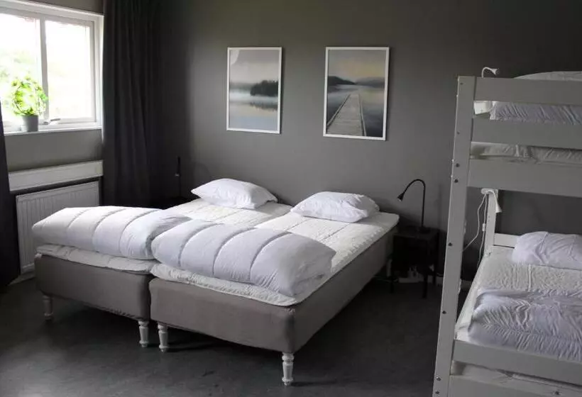 De La Gardie Park Vandrarhem Hostel