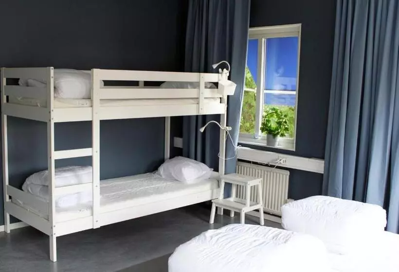 De La Gardie Park Vandrarhem Hostel