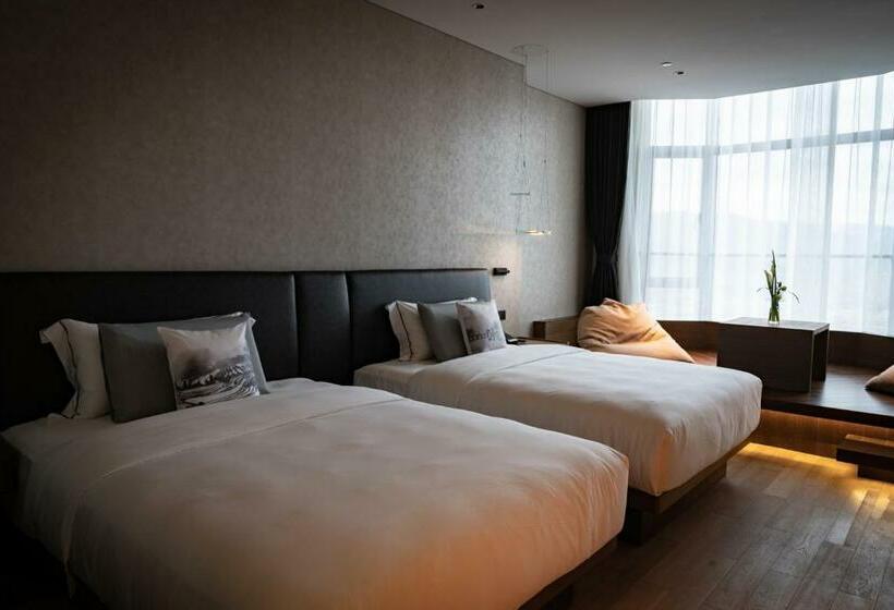 בית מלון כפרי 35