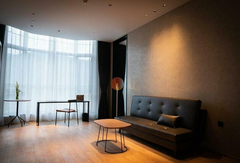 בית מלון כפרי 35