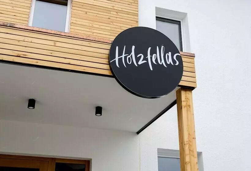 Hotelli Holzfellas Home
