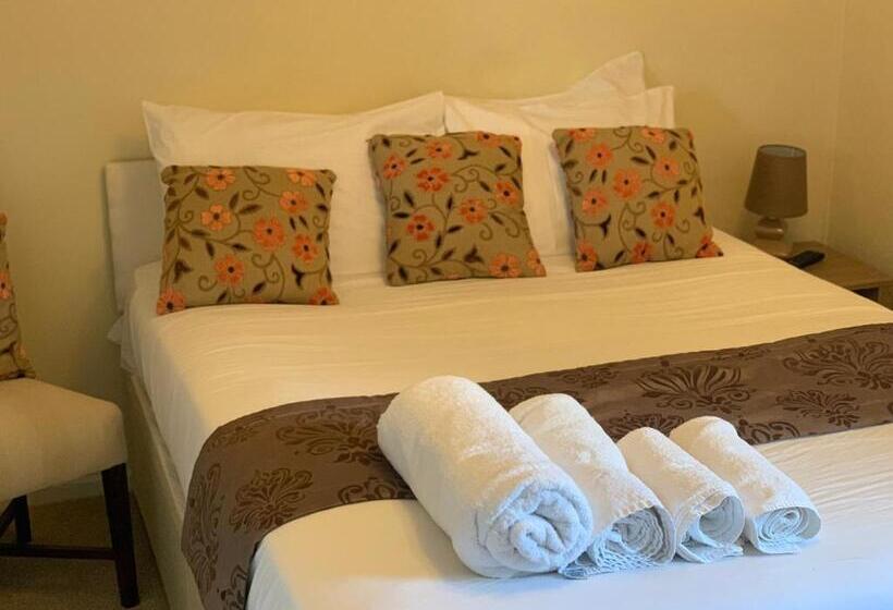 酒店 The Globe Inn