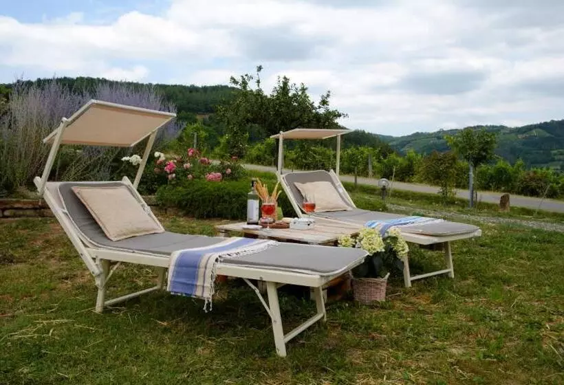 ホテル Tre Colline In Langa