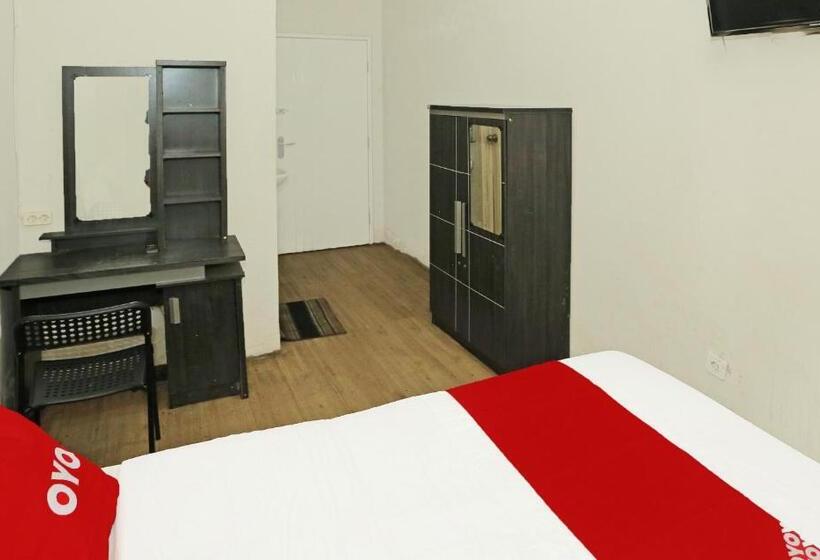 פנסיון Collection O Sky Airlines Near Mandaya Royal Hospital