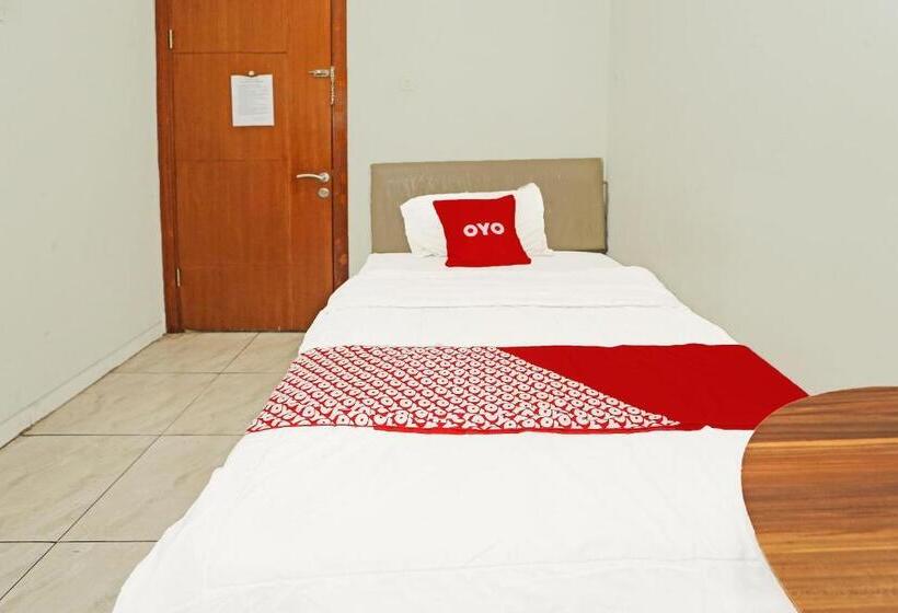 פנסיון Collection O Sky Airlines Near Mandaya Royal Hospital