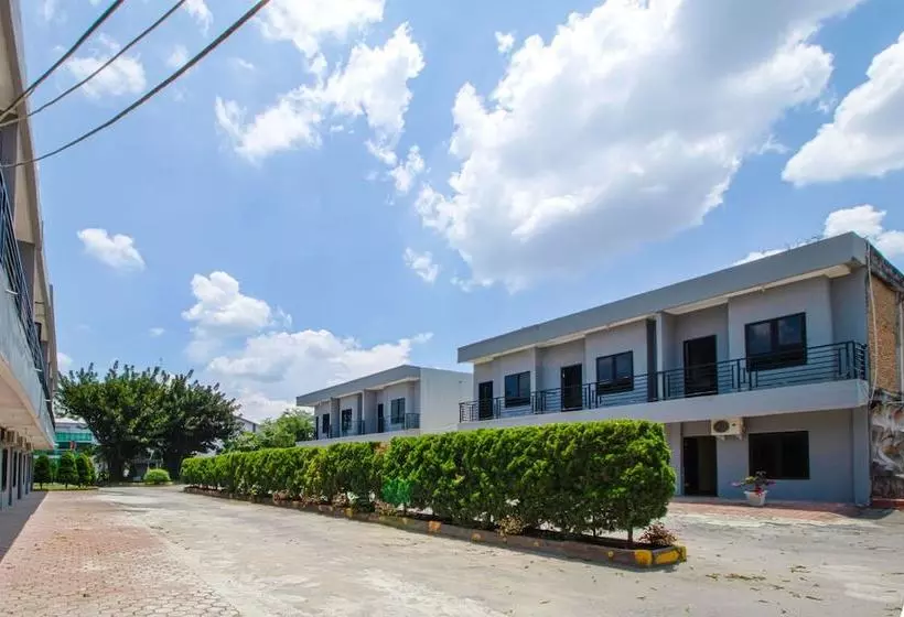Majatalo Halay Inn