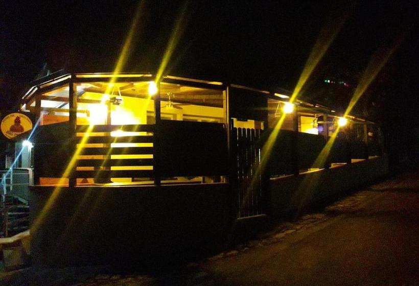 민박 Big Mama Jungle Rooms