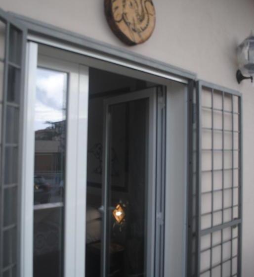 민박 Big Mama Jungle Rooms