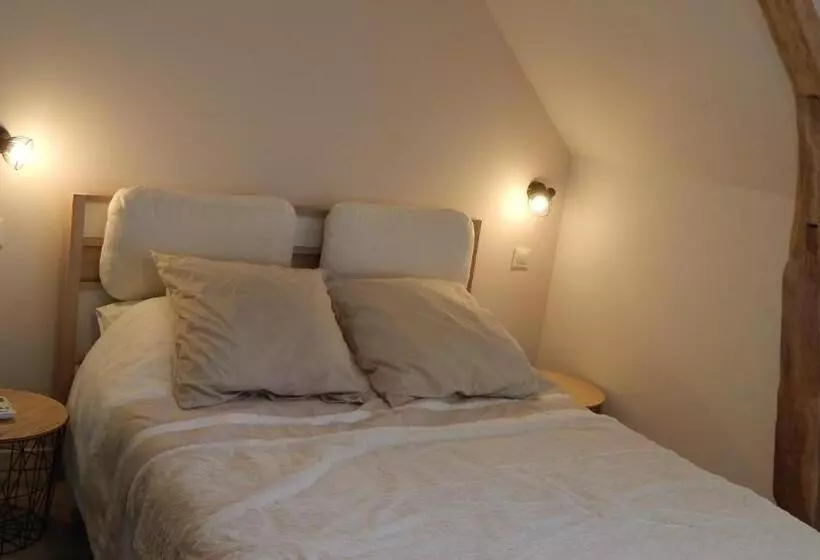 ベッドアンドブレックファースト Les Chambres De L'escotais