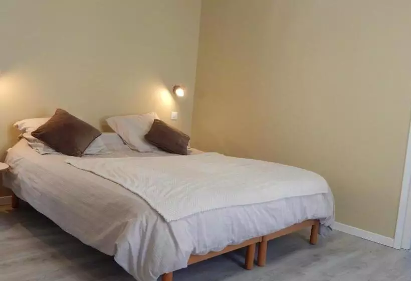 ベッドアンドブレックファースト Les Chambres De L'escotais