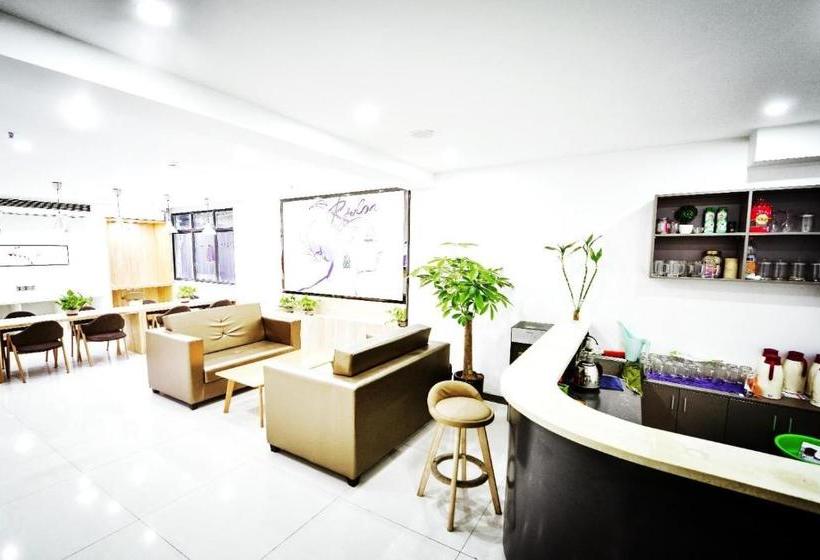 Hotel 7days Premium Chongqing Tongliang District Government Pedestrian Street Branch