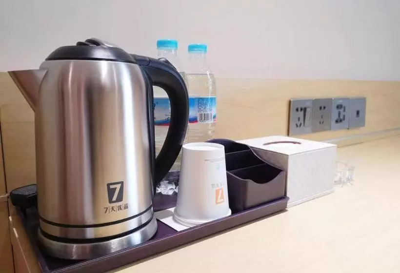 ホテル 7days Premium Heze Train Station Branch