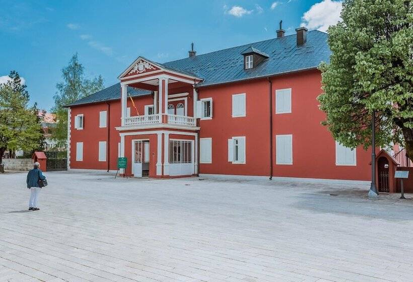 בית מלון כפרי Dapčević