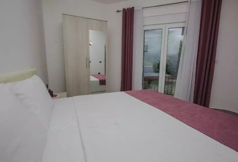 هتل Dapčević