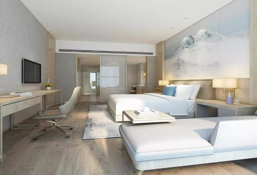 هتل Hilton Lijiang