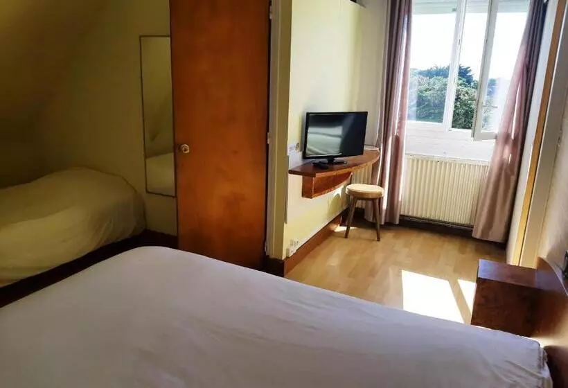 ホテル Home Des Pins Sarl