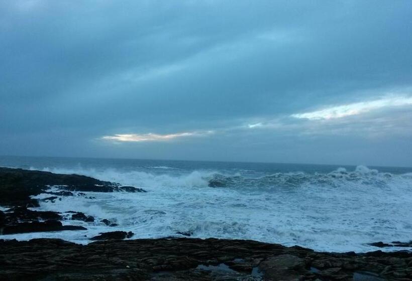 호텔 Home Des Pins Sarl